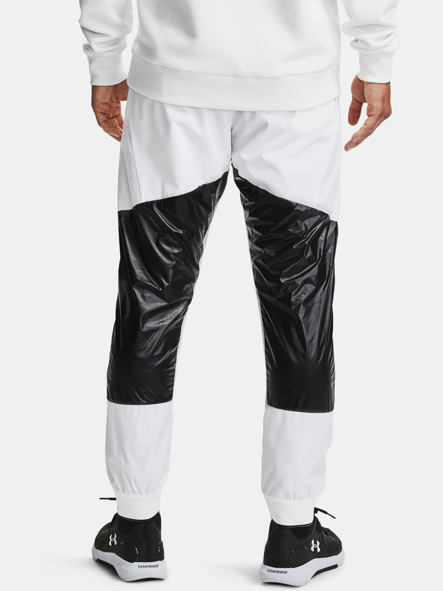Tepláky Under Armour  Recover Legacy Pant (2)