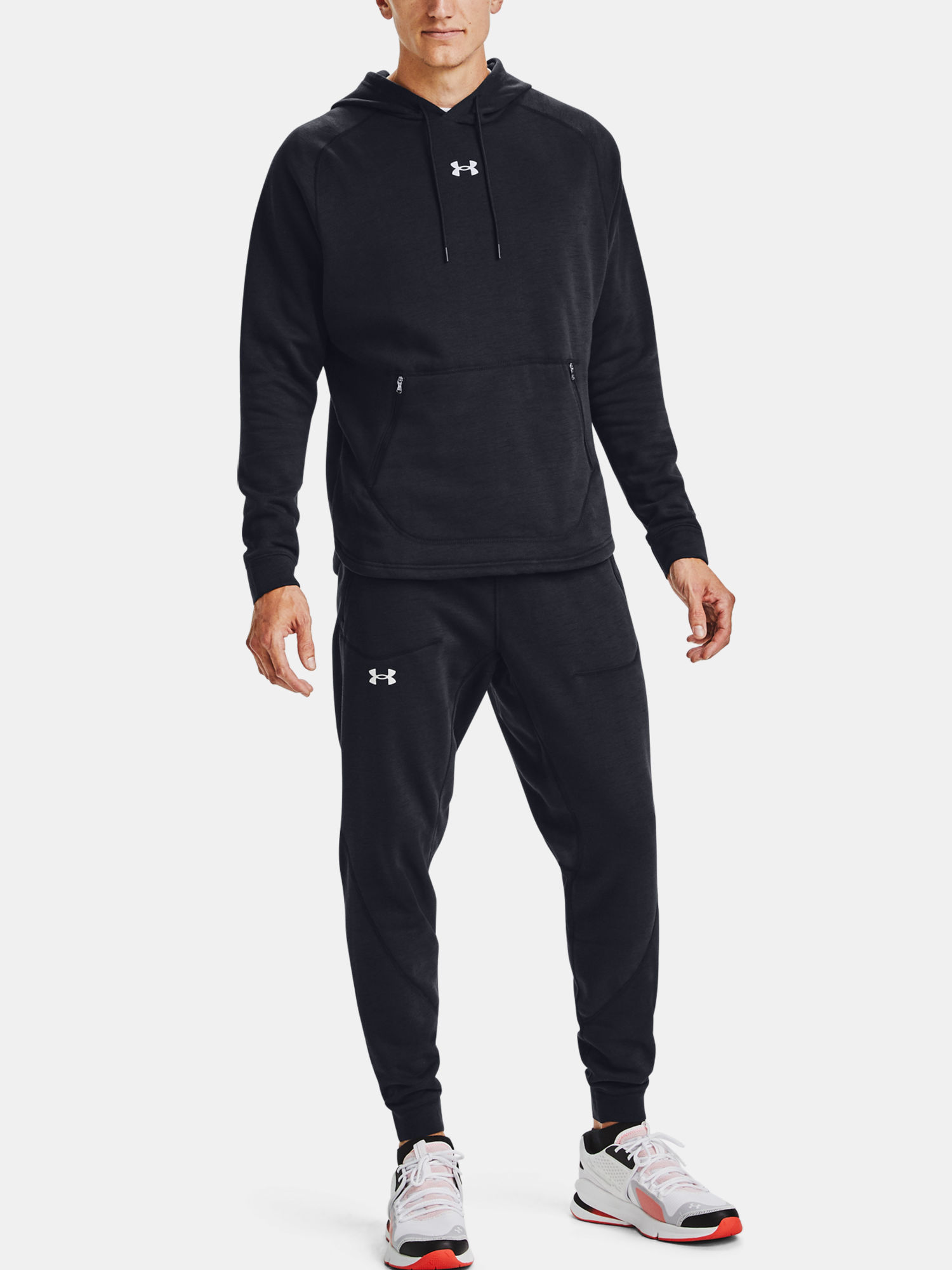 Mikina Under Armour Charged Cotton Fleece HD-BLK (6)