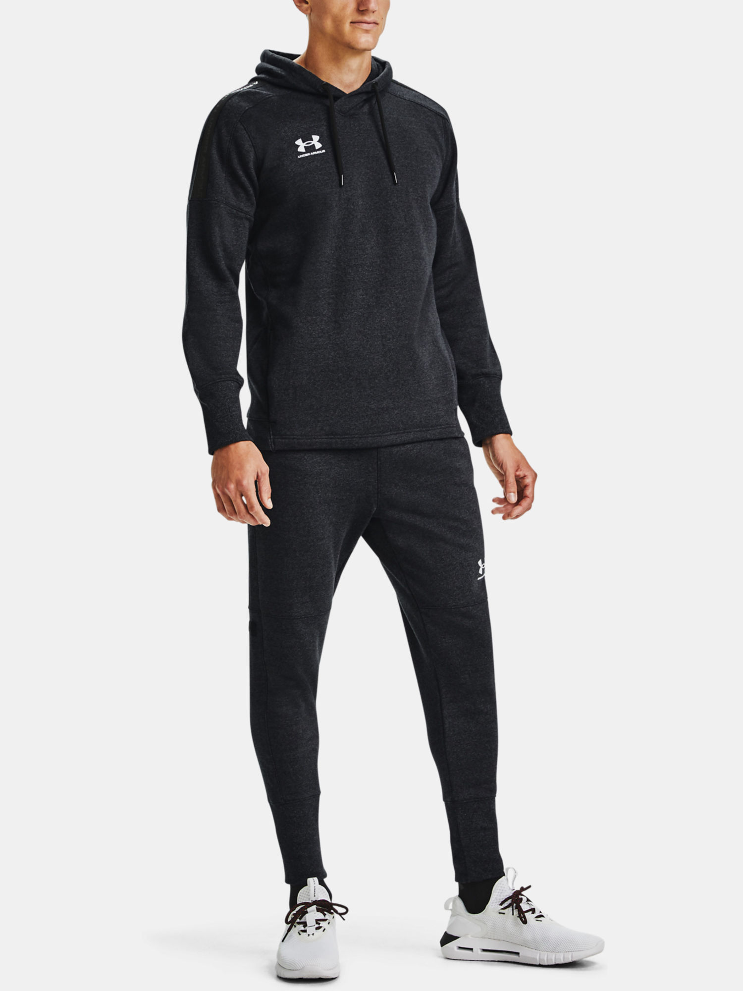Tepláky Under Armour Accelerate Off-Pitch Jogger-BLK (6)