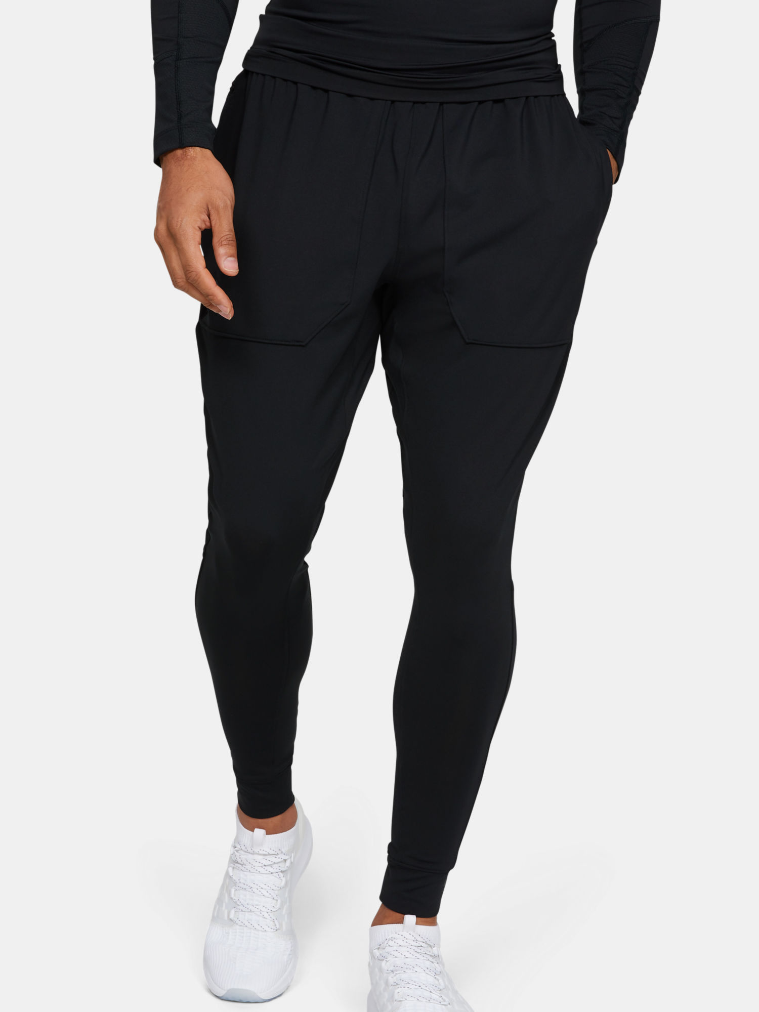 Tepláky Under Armour Rush Fitted Pant-BLK (1)