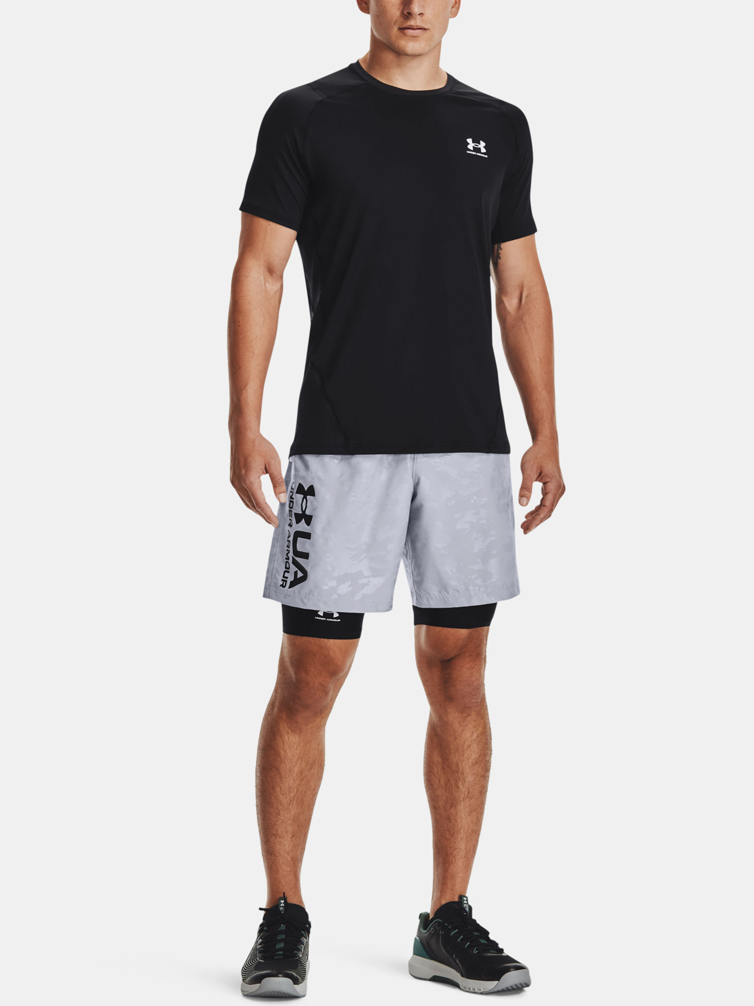 Tričko Under Armour HG Armour Fitted SS-BLK (4)
