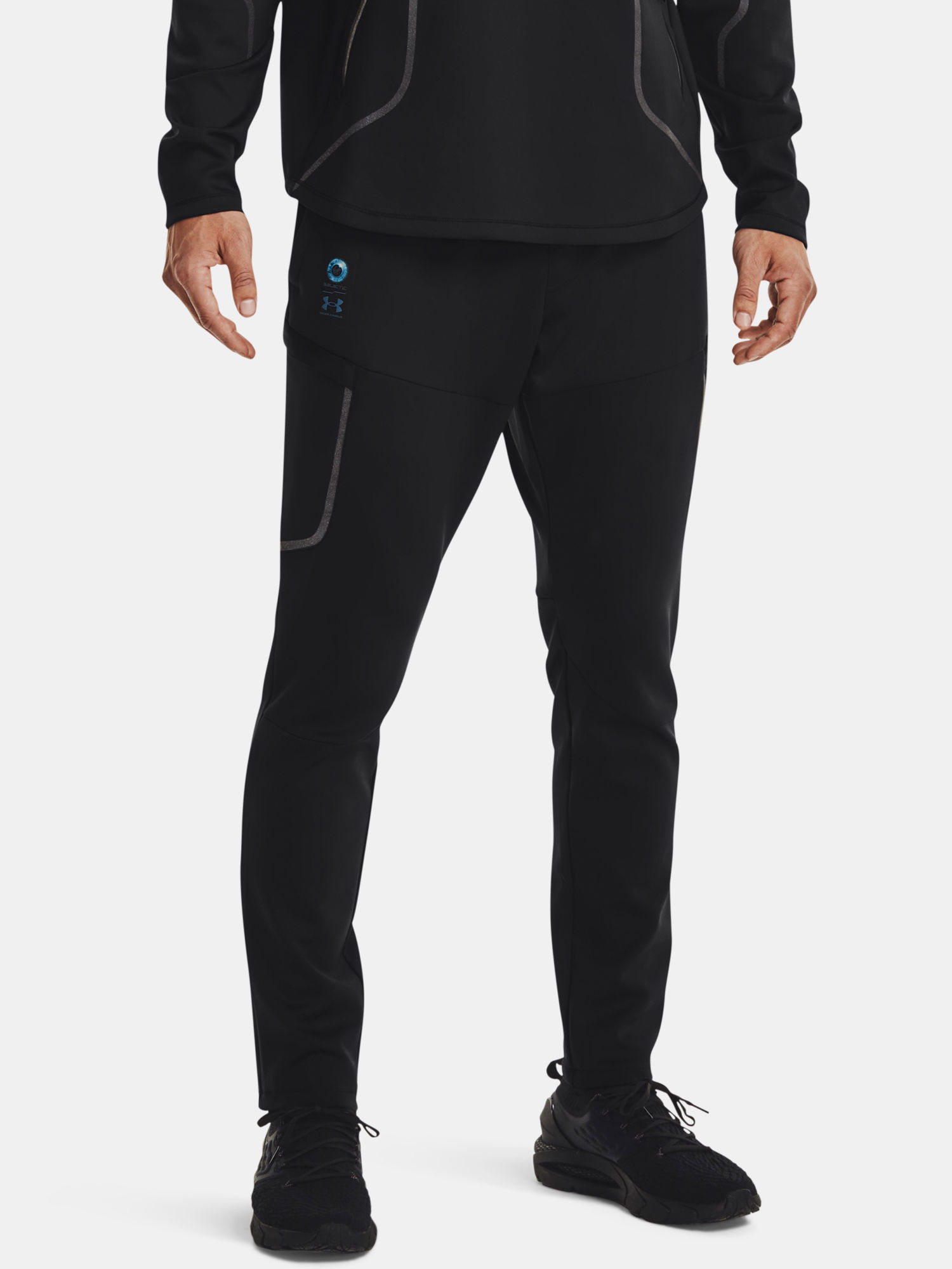 Nohavice Under Armour VG Recover Ponte Cargo Pant-BLK (1)
