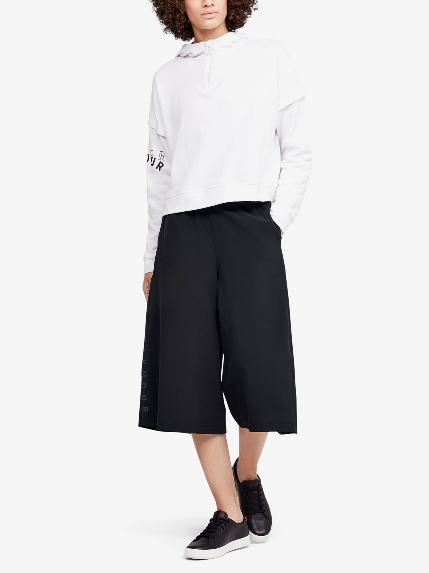 Kalhoty Under Armour Woven Fashion Crops (5)
